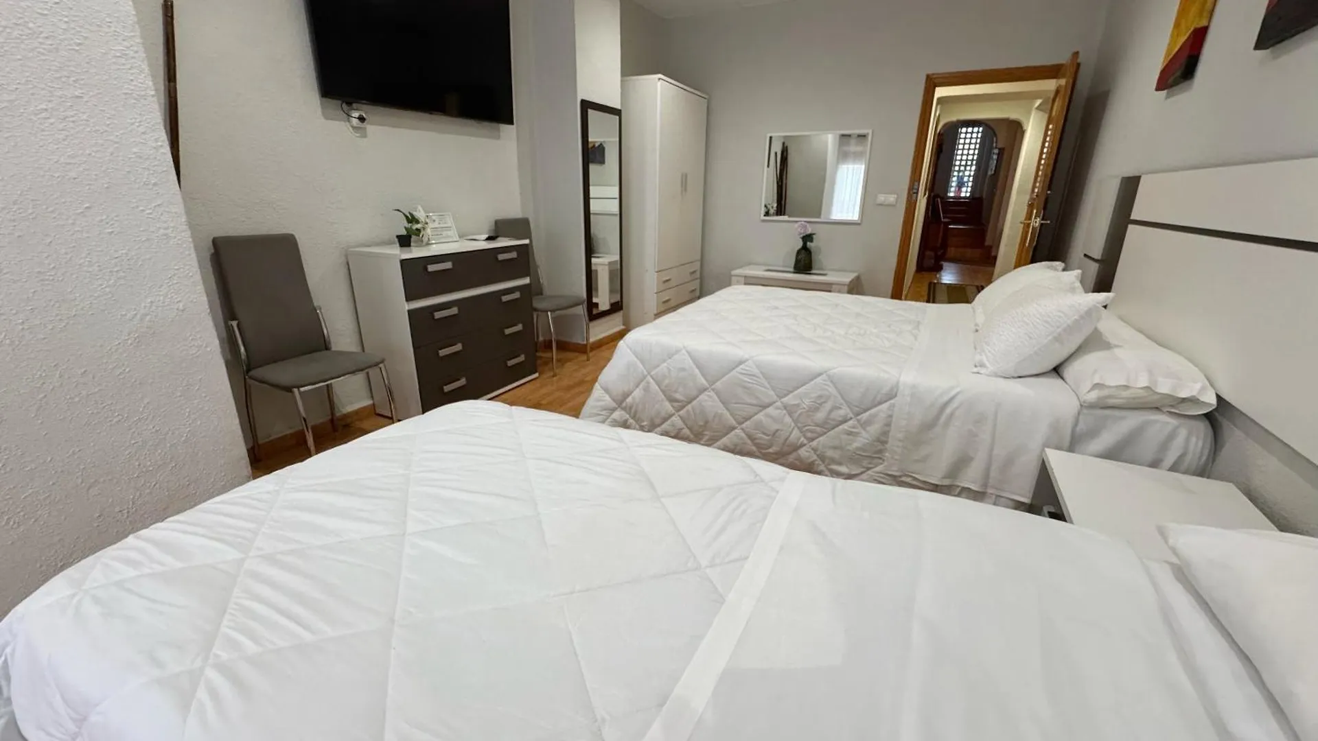 Casa de Férias Hostal El Brillante Córdoba