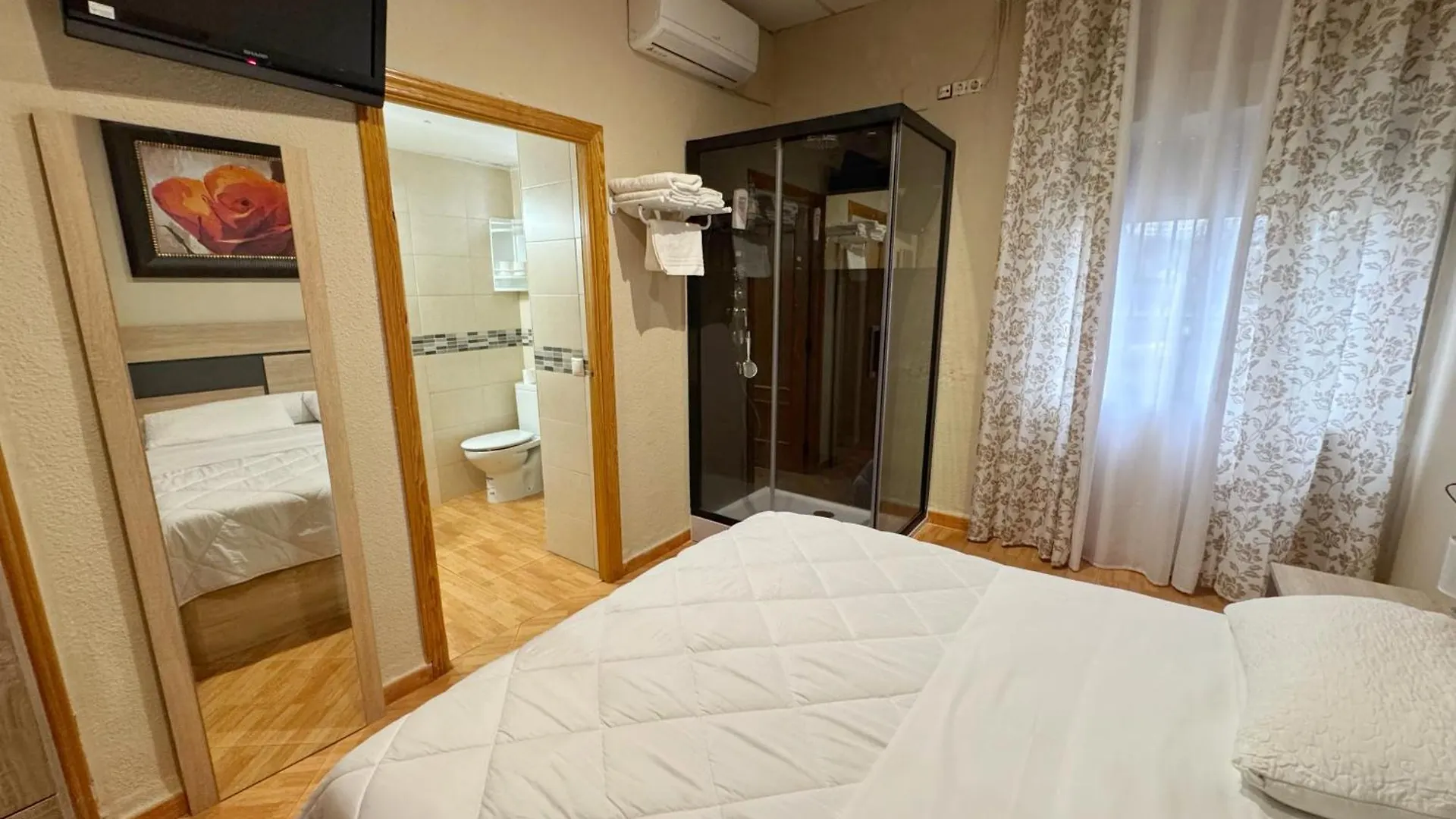 Casa de Férias Hostal El Brillante Córdoba