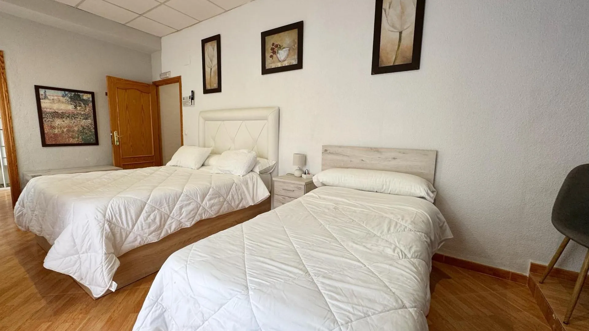 Casa de Férias Hostal El Brillante Córdoba