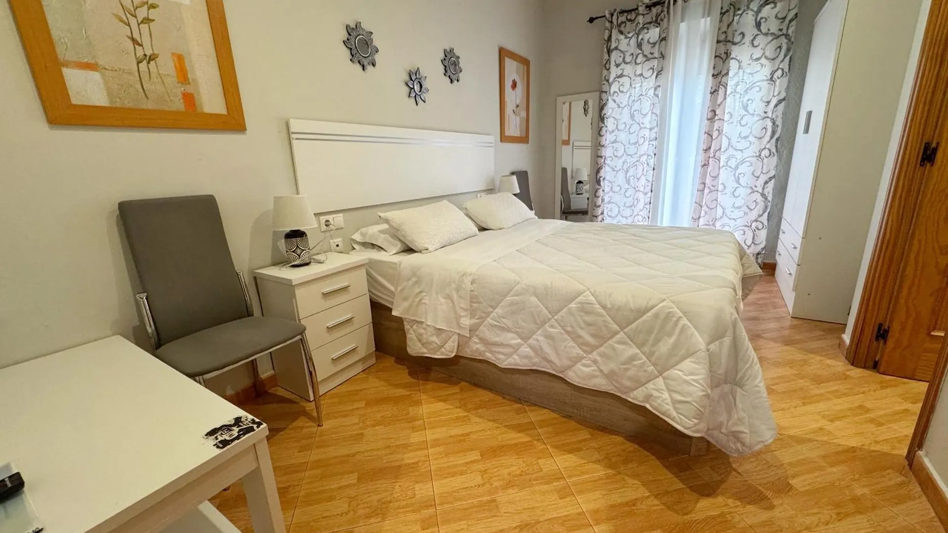 Hostal El Brillante - Alojamientos El Duque Cordoba