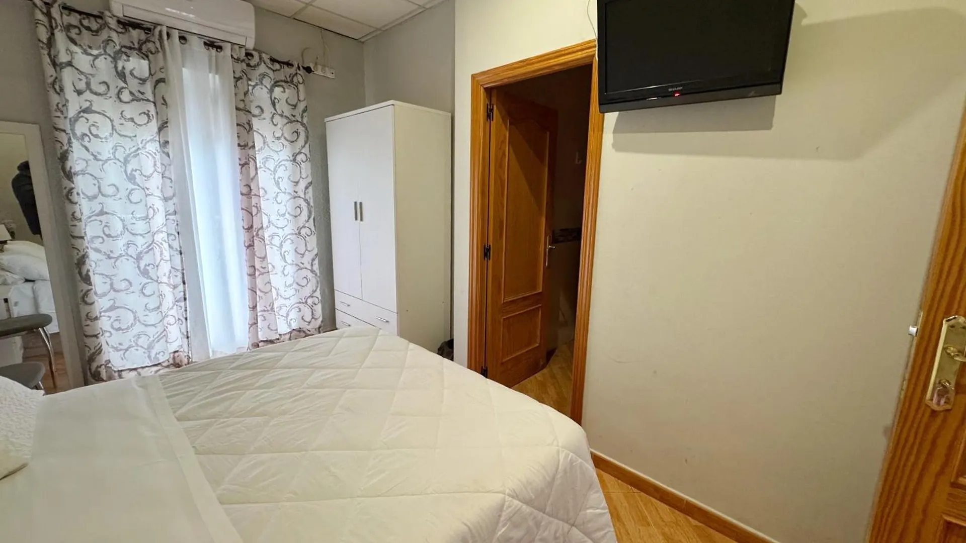Holiday home Hostal El Brillante - Alojamientos El Duque Cordoba