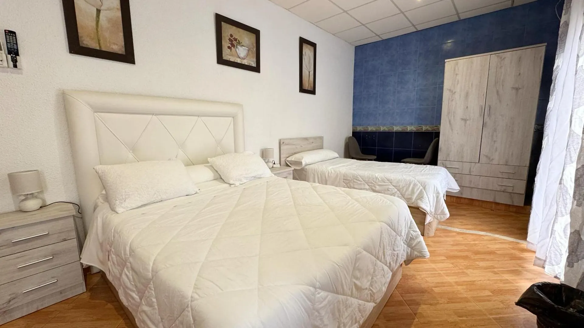 Hostal El Brillante - Alojamientos El Duque Cordoba Spain